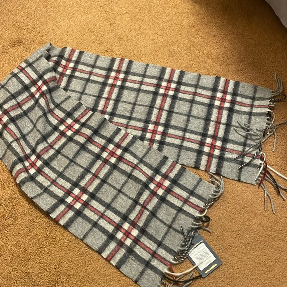 Cashmere scarf